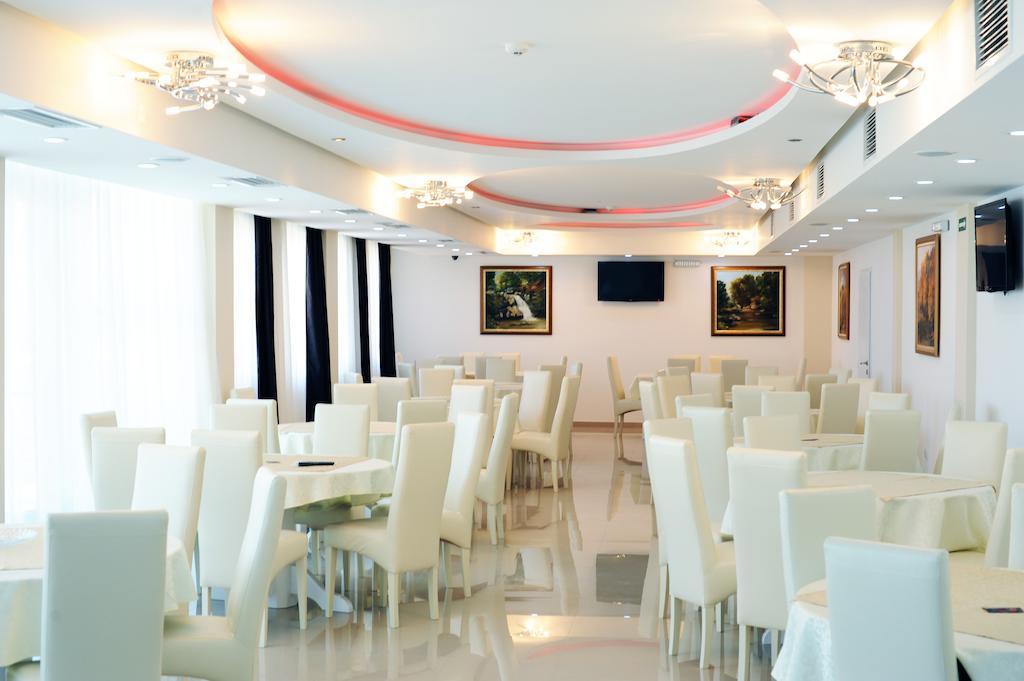 Garni Hotel Crystal Ice Nis Exterior photo